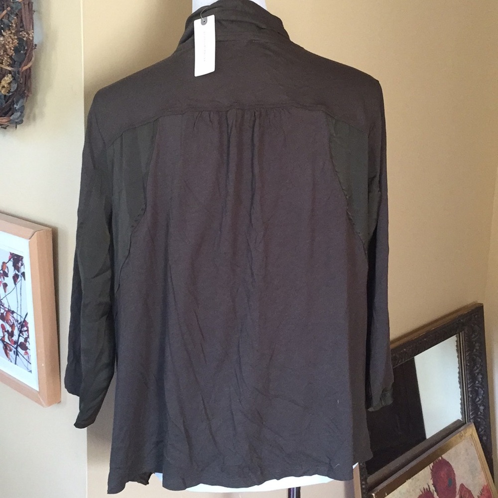ANTHROPOLOGIE Size LARGE Army Green Buttonfront Blouse Stretch Cozy $68 NEW - Picture 4 of 8